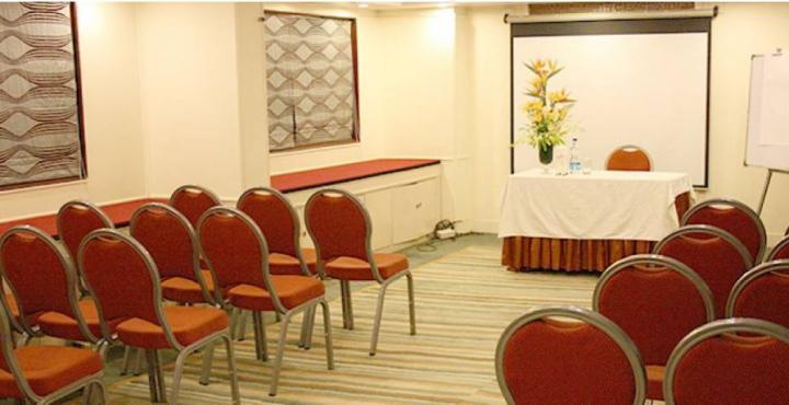 Hotel Bawa International Mumbai Bagian luar foto