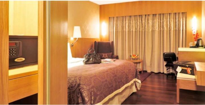 Hotel Bawa International Mumbai Bagian luar foto