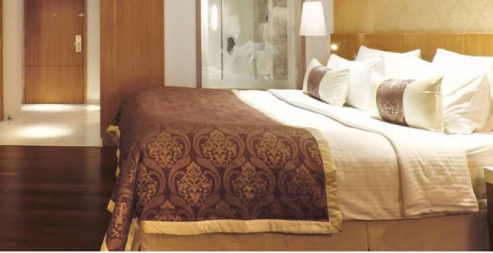 Hotel Bawa International Mumbai Bagian luar foto