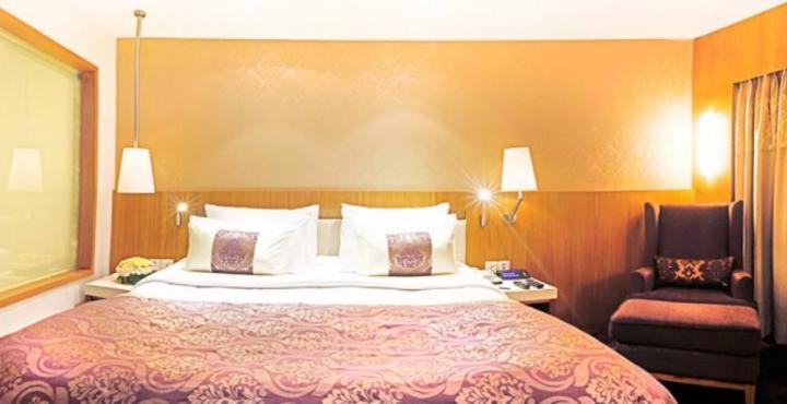 Hotel Bawa International Mumbai Bagian luar foto
